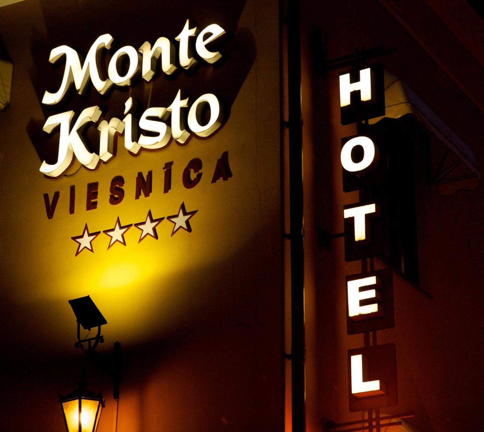 บูทิก โฮเต็ล มอนเต คริสโต Hotel รีกา ภายนอก รูปภาพ