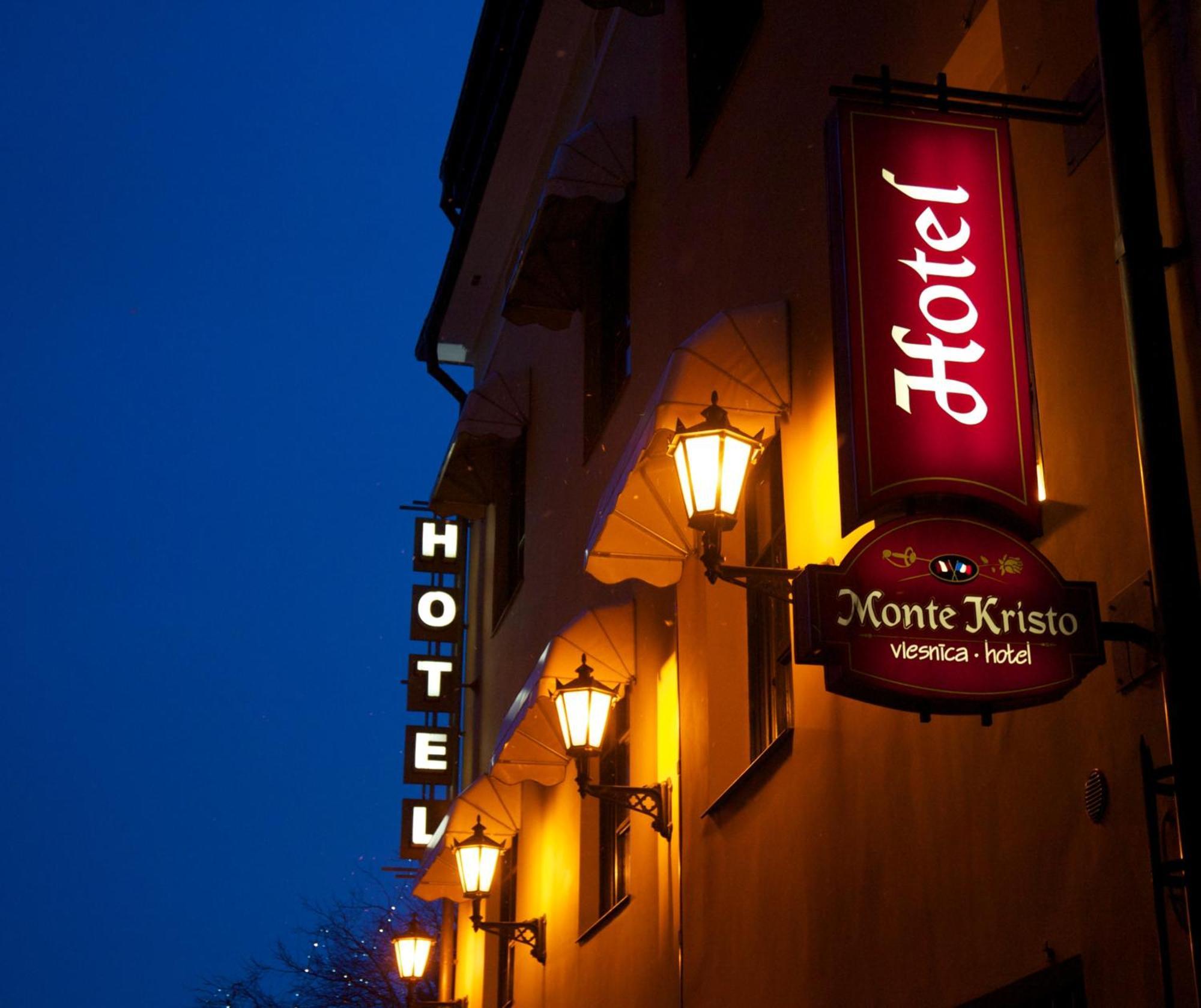บูทิก โฮเต็ล มอนเต คริสโต Hotel รีกา ภายนอก รูปภาพ