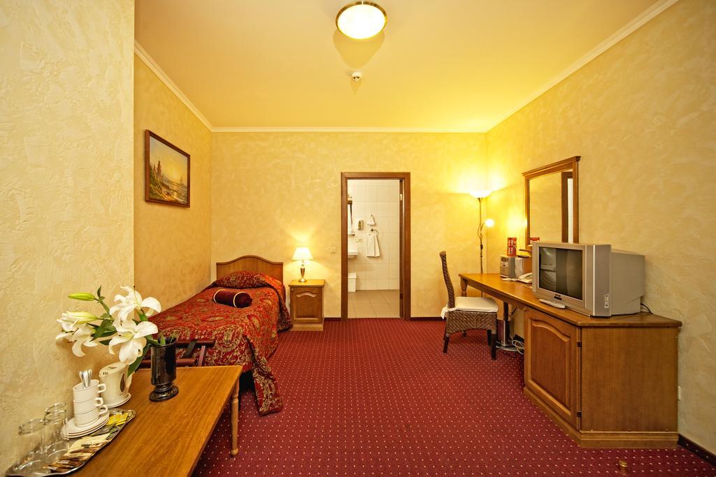 บูทิก โฮเต็ล มอนเต คริสโต Hotel รีกา ภายนอก รูปภาพ