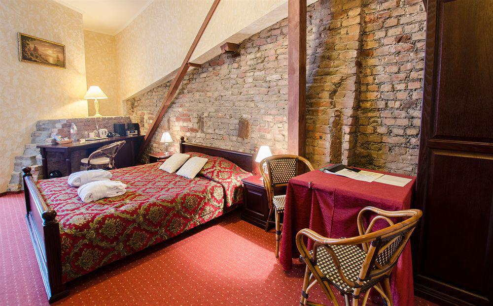 บูทิก โฮเต็ล มอนเต คริสโต Hotel รีกา ภายนอก รูปภาพ