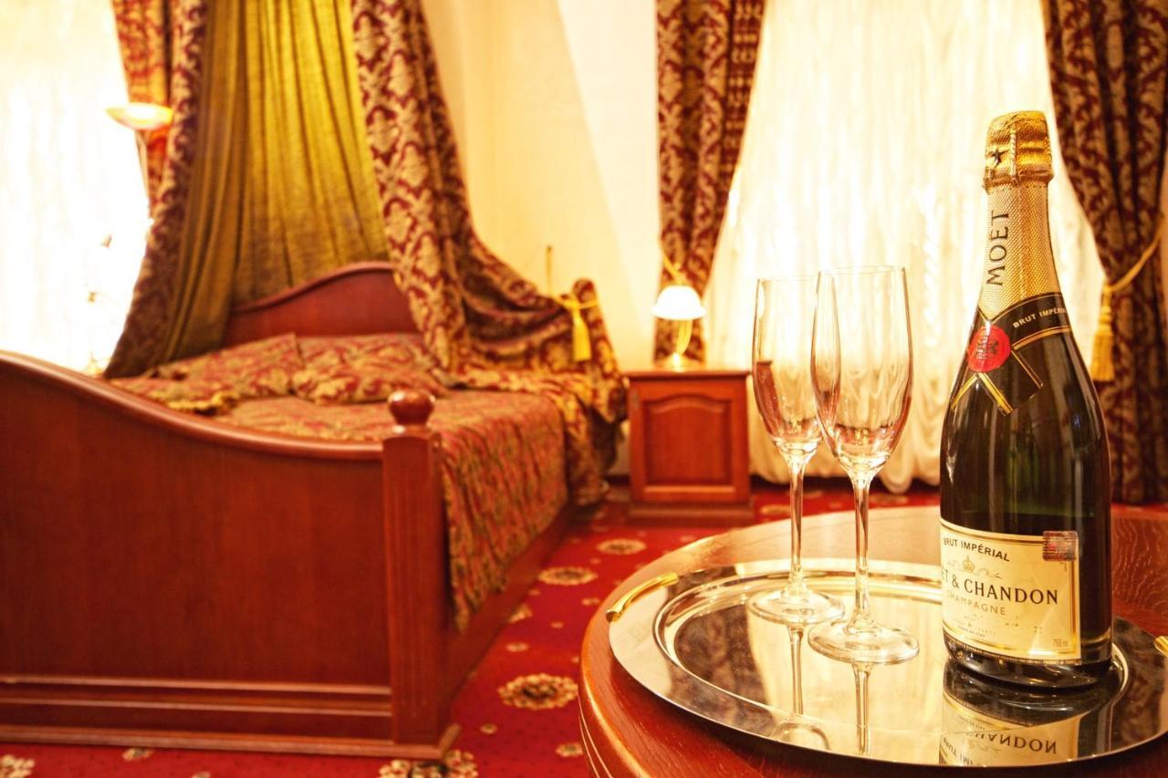 บูทิก โฮเต็ล มอนเต คริสโต Hotel รีกา ห้อง รูปภาพ